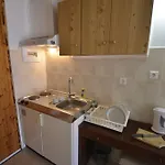 Anna Apartman *