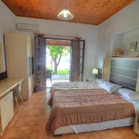 Anna Apartmán Liapades